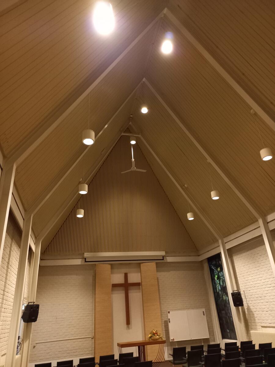 Kapelrenovatie — houten plafond